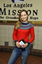 Olivia Wilde - Helps Gap and Bombas Hand out Socks at Los Angeles Mission, 12/9/2015