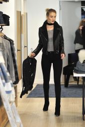 Rosie Huntington-Whiteley - Shopping at The Grove in Los Angeles, 12/2/2015