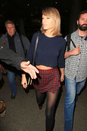 Taylor Swift at LAX Airport 12/13/2015