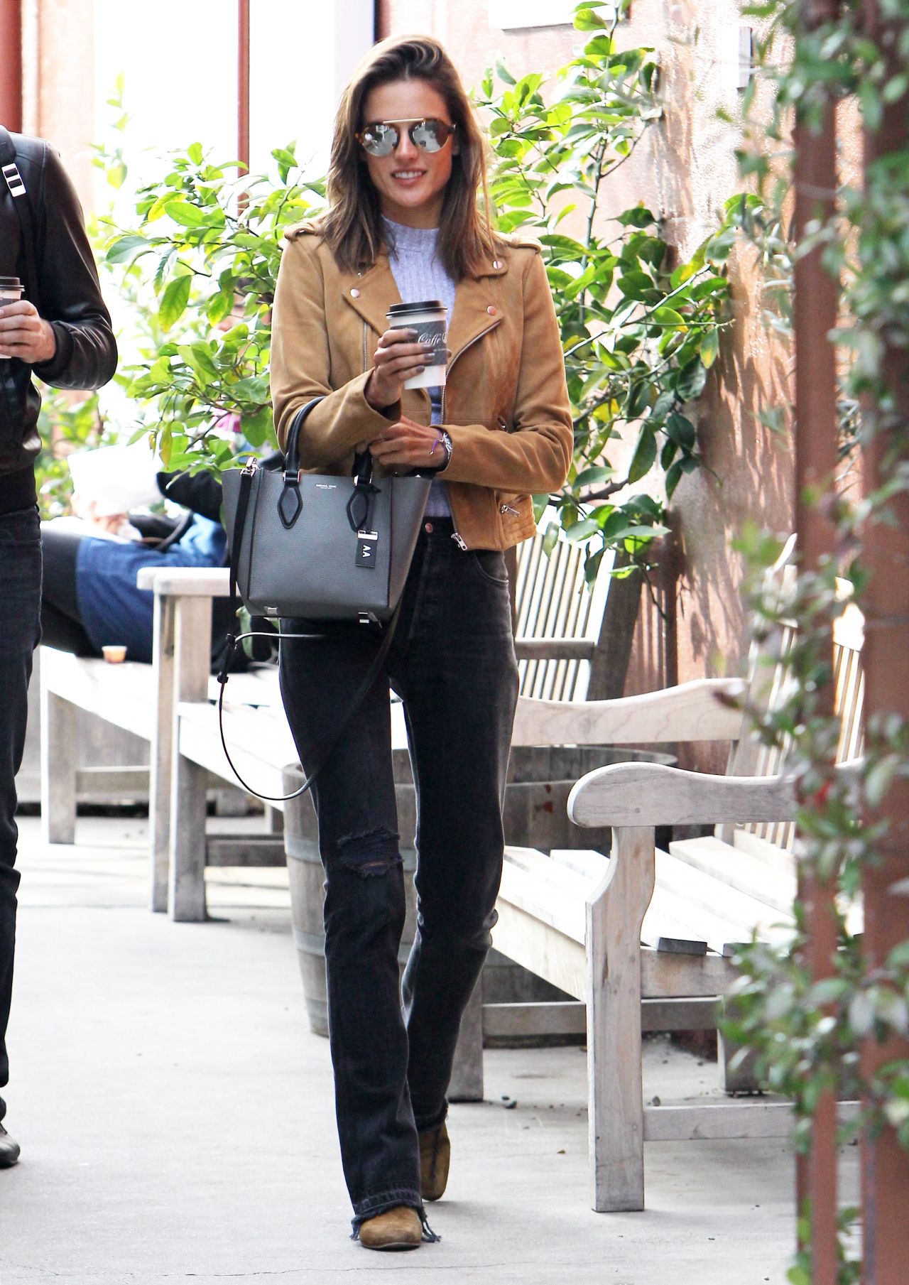 Alessandra Ambrosio Casual Style - Shopping in Brentwood 1/14/2016
