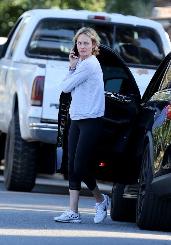 Amber Valletta - Out in Brentwood, 01/27/2016 