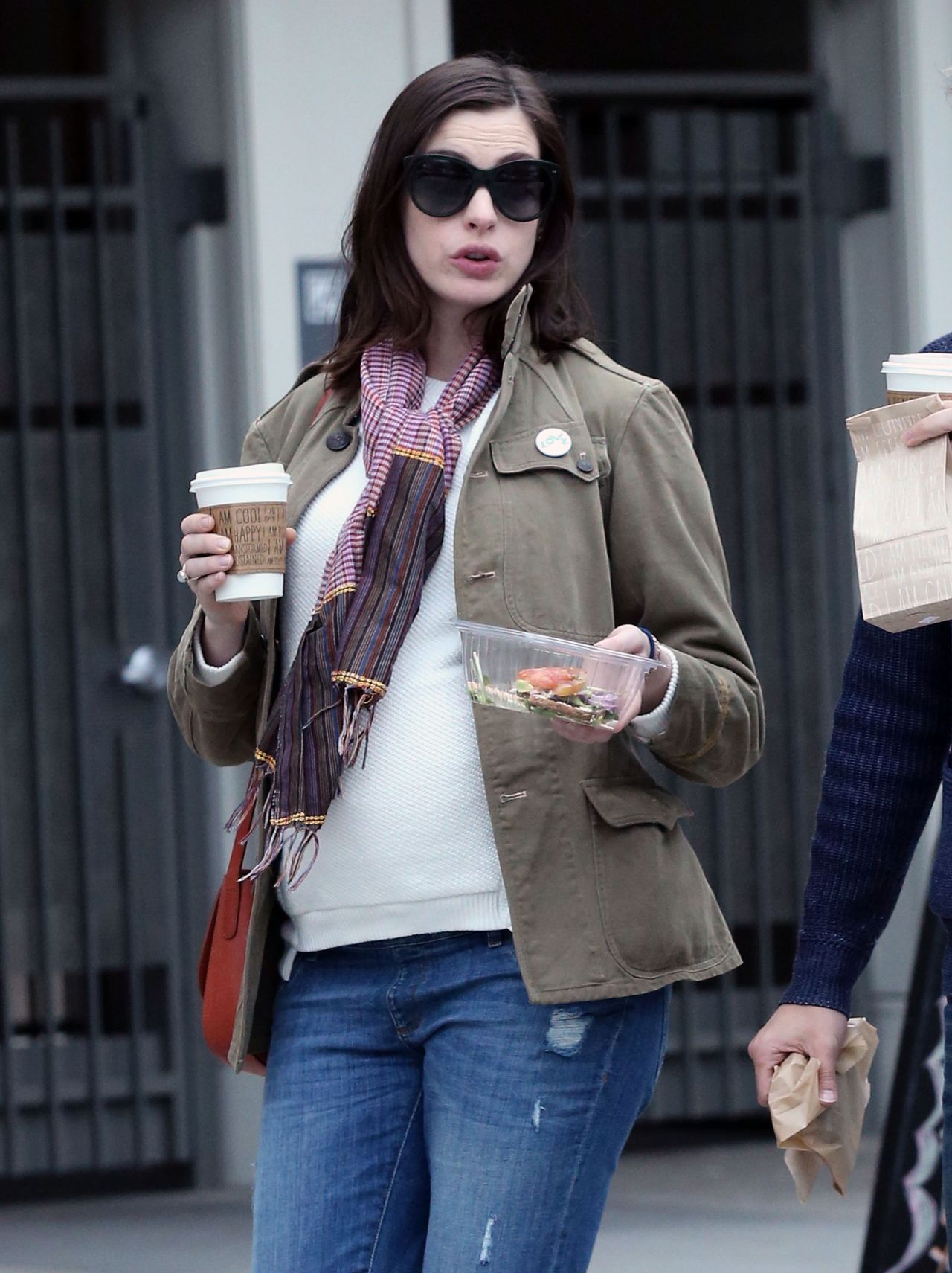 Anne Hathaway Street Style - at a Park in Los Angeles, January 2016