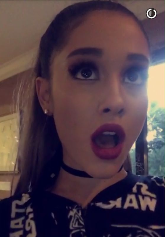 Ariana Grande SnapChat Leaks