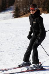Elisabetta Canalis and Brian Perri - Skiing in Cortina D