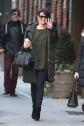 Hilaria Baldwin - Out in New York City, NY 1/6/2016