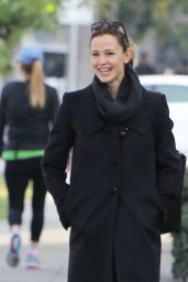 Jennifer Garner Casual Style - Out in Brentwood 1/14/2016 