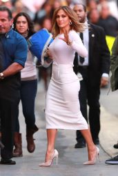 Jennifer Lopez - Outside 