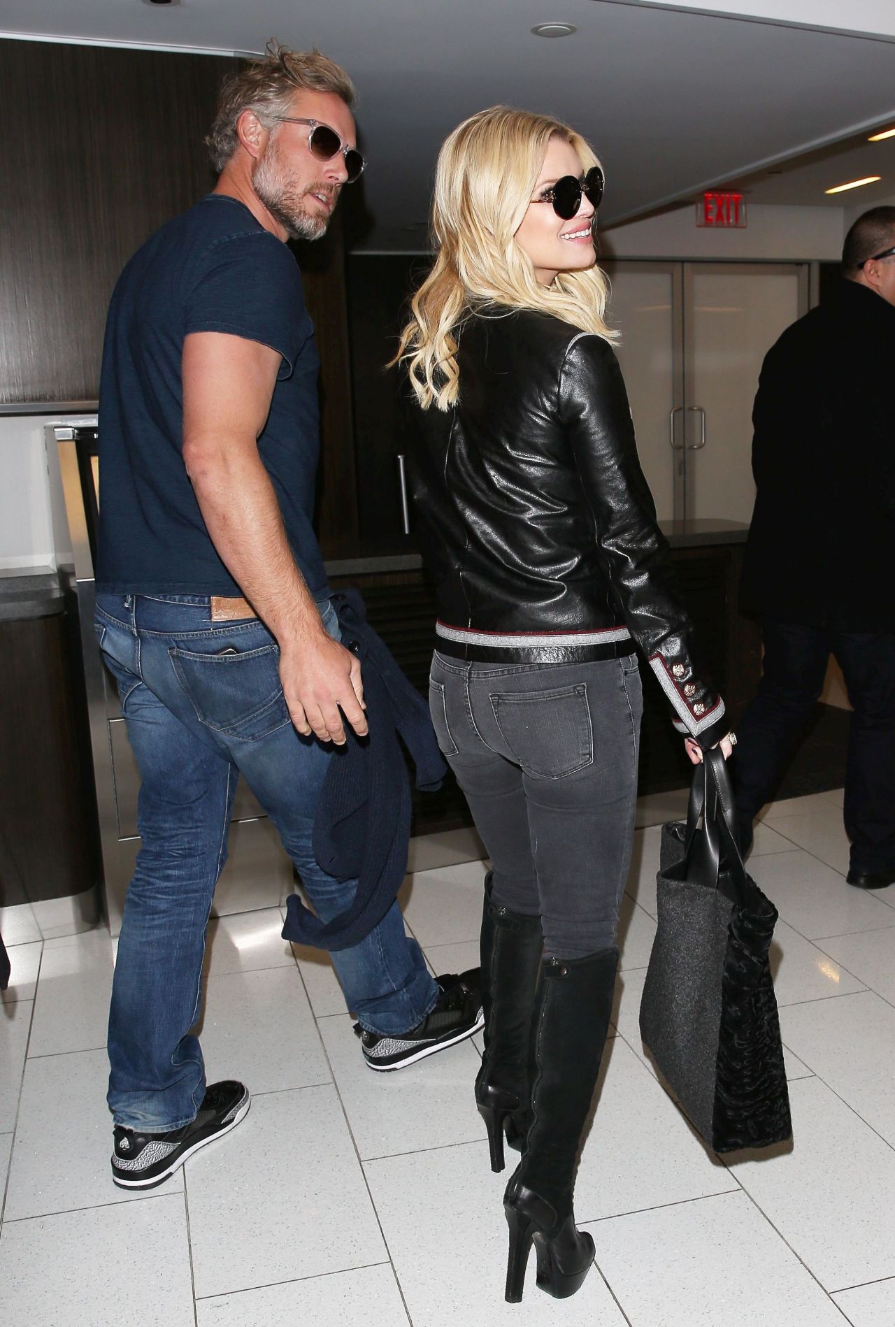 Jessica Simpson Booty in Jeans - at LAX Airport in Los ...