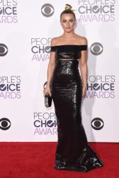 Julianne Hough – 2016 People’s Choice Awards in Microsoft Theater in Los Angeles