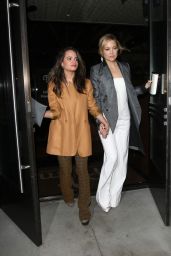 Kate Hudson Style - Leaves The Palms Restaurant in Beverly Hills - 01/07/2016 
