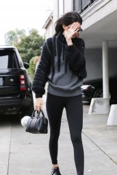 Kendall Jenner Booty in Tights - Out in Los Angeles 01/10/2016 