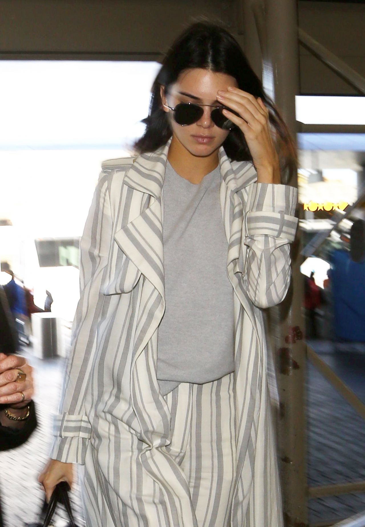 Kendall Jenner LAX Airport June 16, 2014 – Star Style
