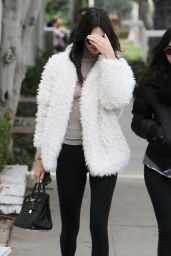 Kendall Jenner Street Style - Out in Los Angeles, CA 1/3/2016 