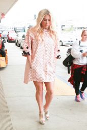 Kesha at LAX in Los Angeles 1/10/2016 
