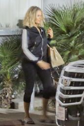 Khloe Kardashian - Outside of the Studio in Hollywood, 1/25/2016