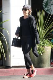 Lisa Rinna Looking Slim and Fit - Out in Los Angeles, January 2016