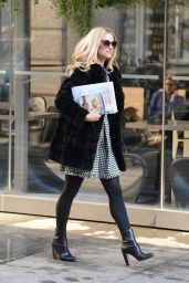 Michelle Hunziker Fashion - Out in Milan, January 2016