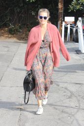 Molly Sims - Out in Brentwood 1/14/2016 