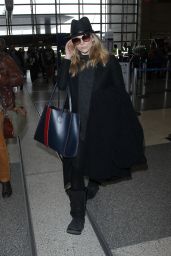 Natalie Dormer at LAX Airport, 1/11/2016