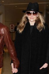 Natalie Dormer at LAX Airport, 1/11/2016
