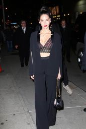 Olivia Munn - Heading to The Late Show With Stephen Colbert in New York City 1/14/2016