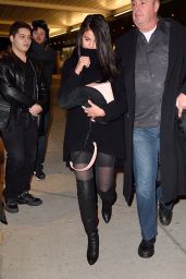 Selena Gomez - Arrives at JFK Airport in New York City, January 20, 2016