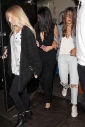 Selena Gomez – Leaving The Nice Guy in West Hollywood 1/18/2016 