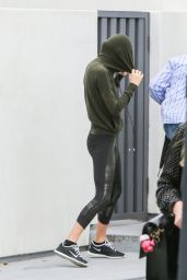 Taylor Swift Dressed for a Workout at a Hym - Out in Los Angeles, January 2016