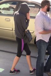 Taylor Swift in Leggings - Leaving a Gym in LA 1/27/2016