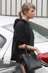 Taylor Swift - Leaving the Gym in Los Angeles 1/18/2016