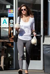 Alessandra Ambrosio Street Style - Going to Her Yoga Class in Santa Monica 2/5/2016 