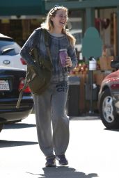 Alicia Silverstone at Whole Foods in Los Angeles, February 2016