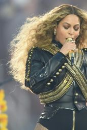 Beyonce - Performing at the Pepsi Super Bowl 50 Halftime Show in Santa Clara, CA