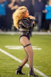 Beyonce - Performing at the Pepsi Super Bowl 50 Halftime Show in Santa Clara, CA