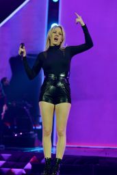Ellie Goulding - Performing in Munich, Germany, February 2016