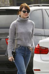 Emma Stone in Tight Jeans - Out in Malibu, 2/14/2016 