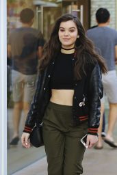 Hailee Steinfeld - Shopping at The Grove in West Hollywood, 2/12/2016