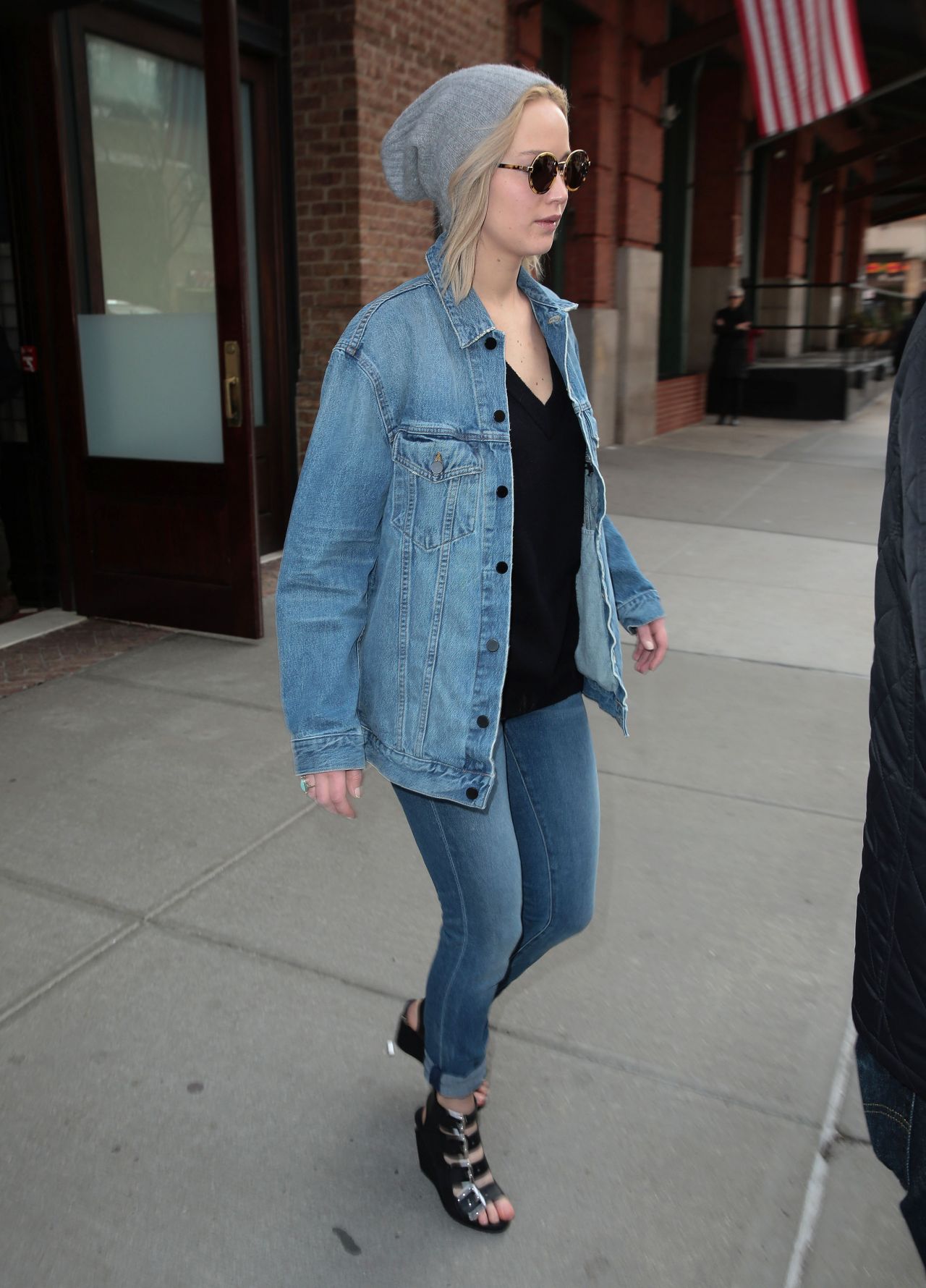 Jennifer Lawrence in Tight Jeans - Out in New York City 2 