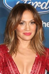 Jennifer Lopez Looks Red Hot in a Jumpsuit - 