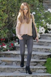 Kate Beckinsale Casual Style - Out in Los Angeles, CA 2/26/2016 