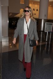 Kate Upton Airport Style - LAX in Los Angeles, CA 2/01/2016