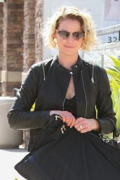 Katherine Heigl - Out in Los Angeles 2/20/2016 