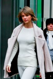 Taylor Swift - Leaving Vogue