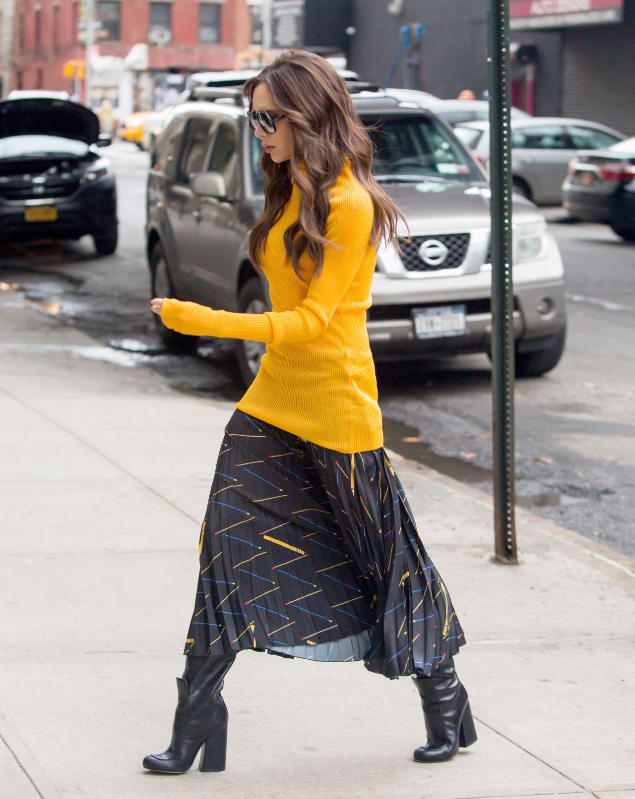 Victoria Beckham Style - Heading to Her Showroom in New 
