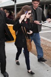 Anna Kendrick Airpot Style - LAX in Los Angeles 3/11/2016