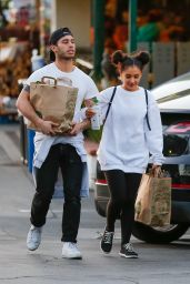 Ariana Grande Shopping at Whole Foods in Studio City, 3/17/2016 