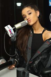 Ariana Grande - Visits the SiriusXM Studios in New York City, March 2016