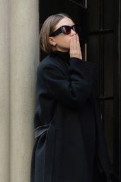 Ashley Olsen Leaving Her Apartment in New York 3/7/2016