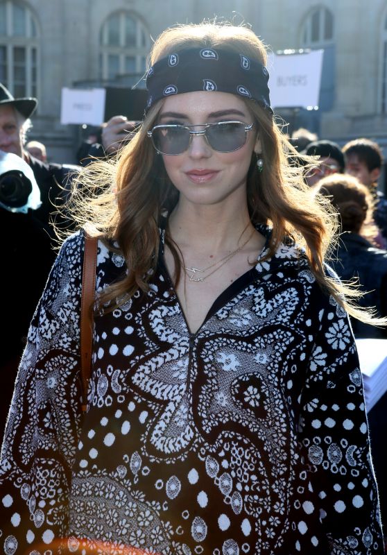Chiara Ferragni at Chloe Show – Paris Fashion Week Womenswear Fall ...