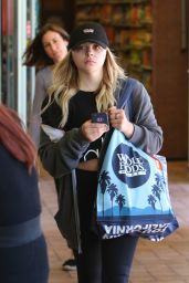 Chloe Grace Moretz - at Whole Foods in Beverly Hills, 3/23/2016